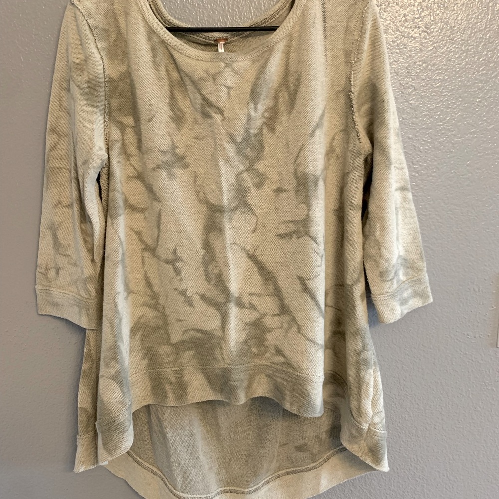 Free People flowy top. Size small.